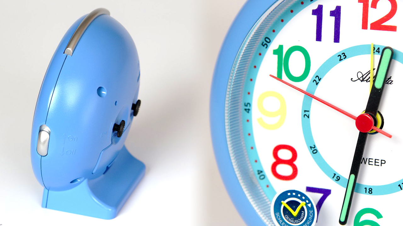 Atlanta 1918/1 Kinderwecker Mit Leisegang - Weiß 10x10cm | Mit Nachleuchtenden Zeigern