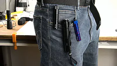  OLIGHT Warrior M2R Pro und die I5T 5