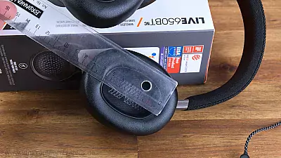 JBL E650 BTNC im Test 1 - Ohrmuschel