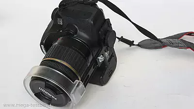 EOS-Kamera mit Objektivschiene