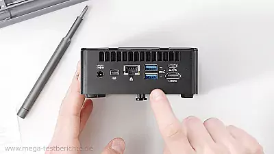 GEEKOM IT8 i5 - Anschlüsse 2