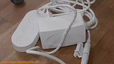 GOVEE LED Streifen - Netzteil und Fernbedienung