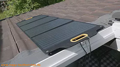 Solarpanel S120 auf einem Hausdach