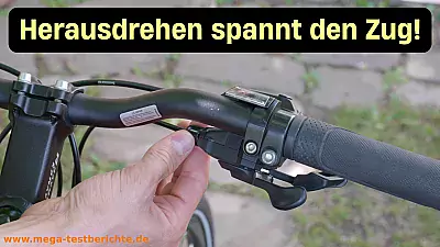 Einstellrad für die Zugspannung am Schalthebel eines Fahrrads