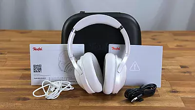 Lieferumfang des Teufel Real Blue NC 