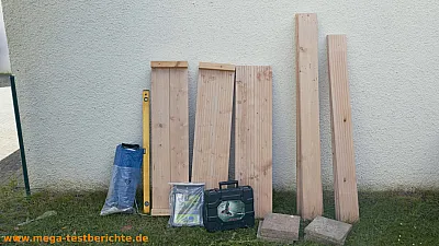 Bereit für die Montage des Sandkastens