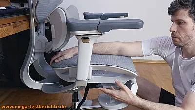 Sitzflächentiefe einstellen