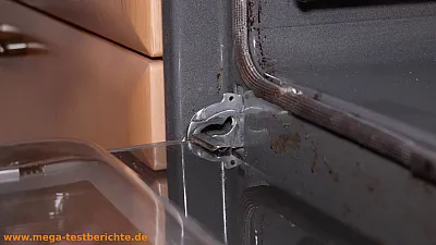 Ofentüre ausbauen -  Sicherheitshebel