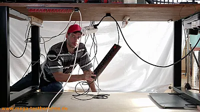 Clouvou Pro Desk - Kabelchaos?