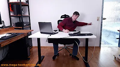 Clouvou Pro Desk - Ein Kabel