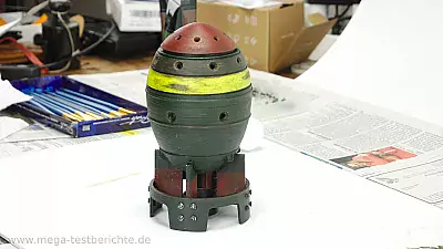 Fertig geklebte Rakete