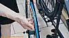 Fahrradschlauch wechseln - Felge mit  verrutschtem Schutzband