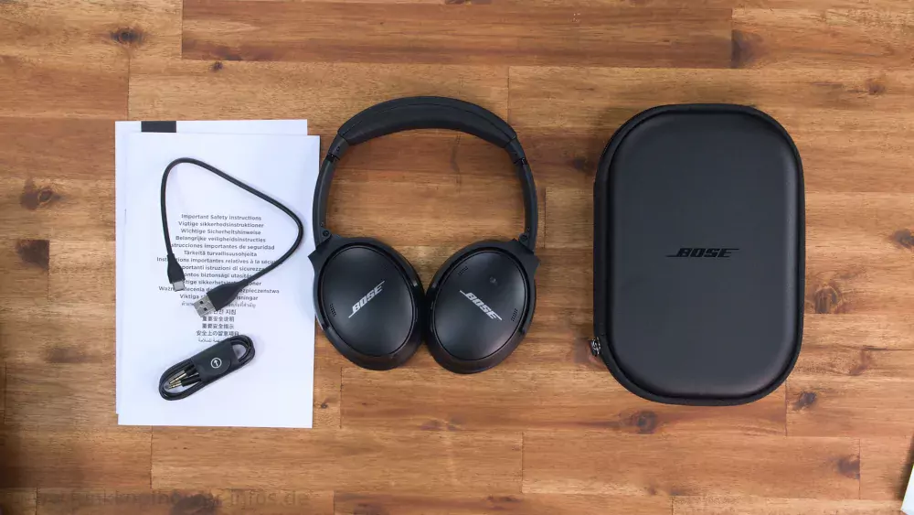 Der Bose QuietComfort 45 - Lieferumfang