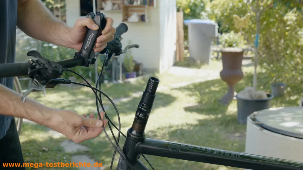Fahrradlenker erhöhen - Länger der Züge und Kabel