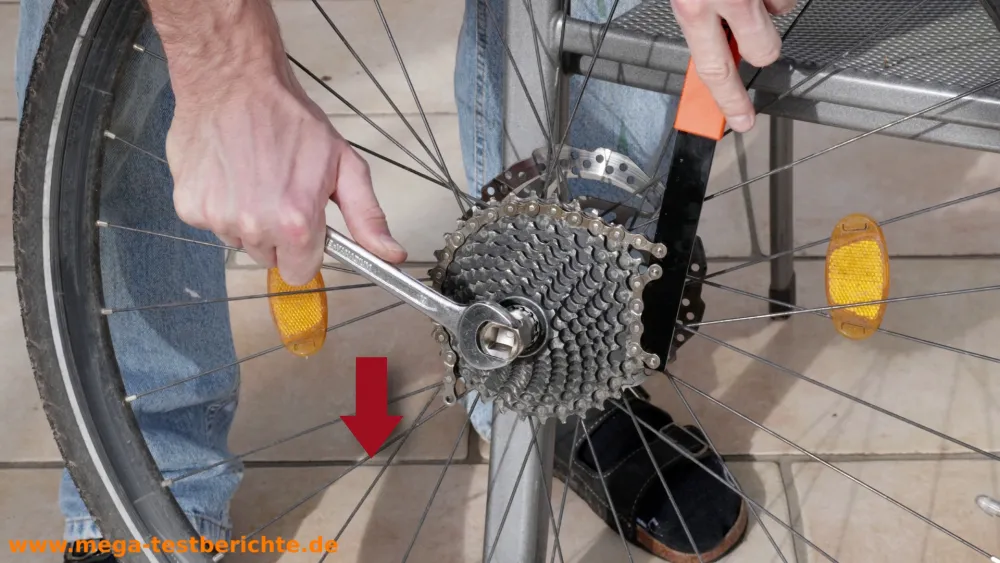 Fahrrad Kassette wechseln - Alte Kassette lösen Fahrrad Kassette wechseln - Alte Kassette lösen
