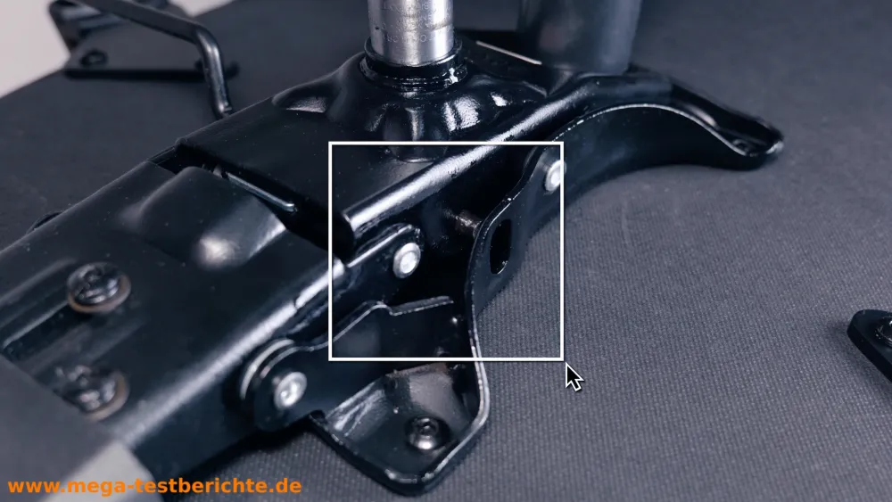 Basis - Löcher und Schlitze