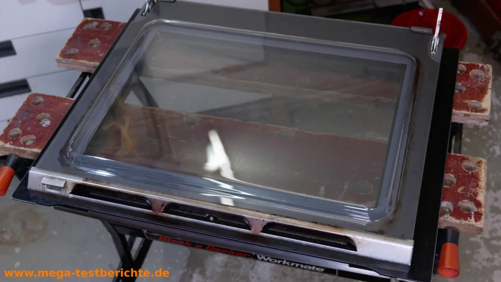 Ofentüre ausbauen -  Ausgebaute Ofentüre