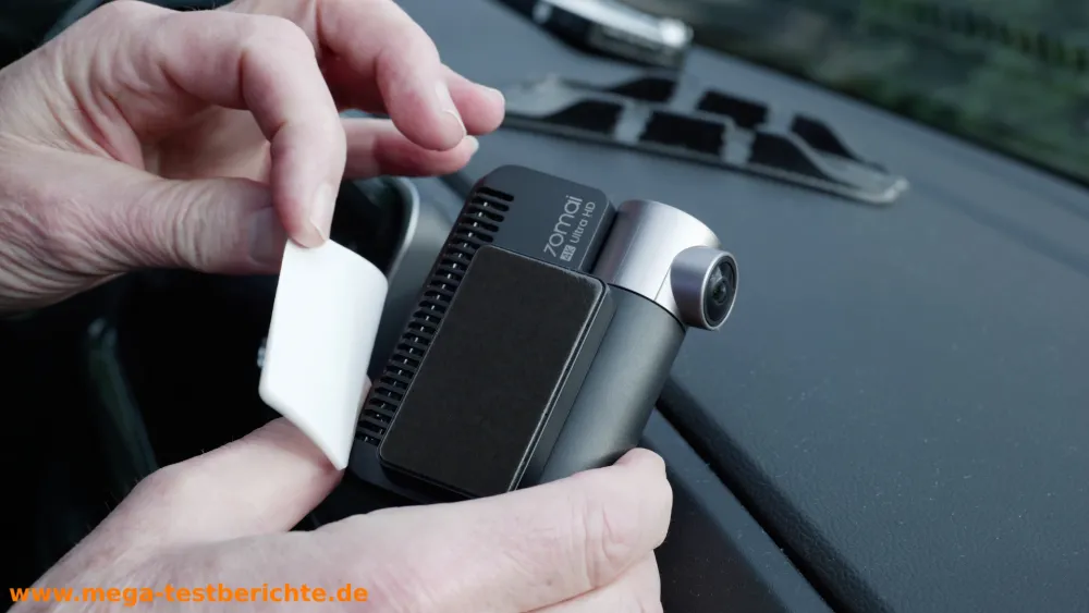 70mai A810S - Halterung der Dashcam