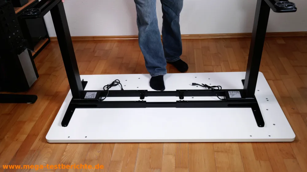 Clouvou Pro Desk - Zusammenbau 3