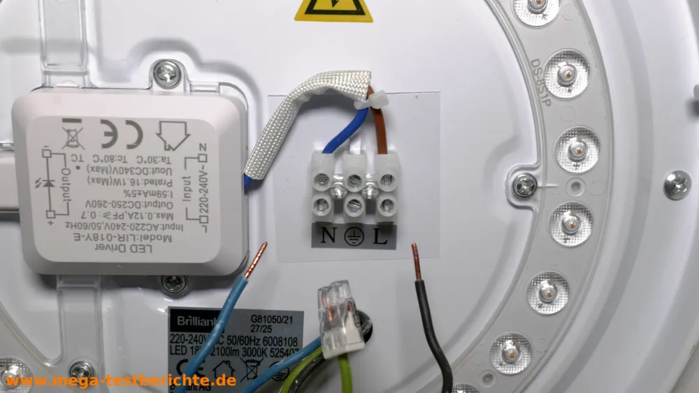 Lüsterklemme in der Lampe