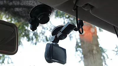 Dashcam Monate im Auto