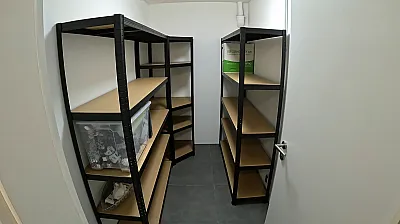Schwerlastregale im Keller